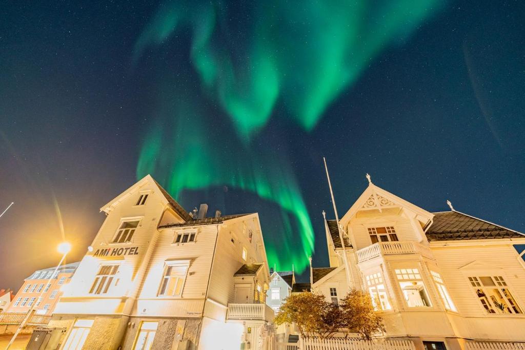 Hotel under the northern lights — Ami Hotel
