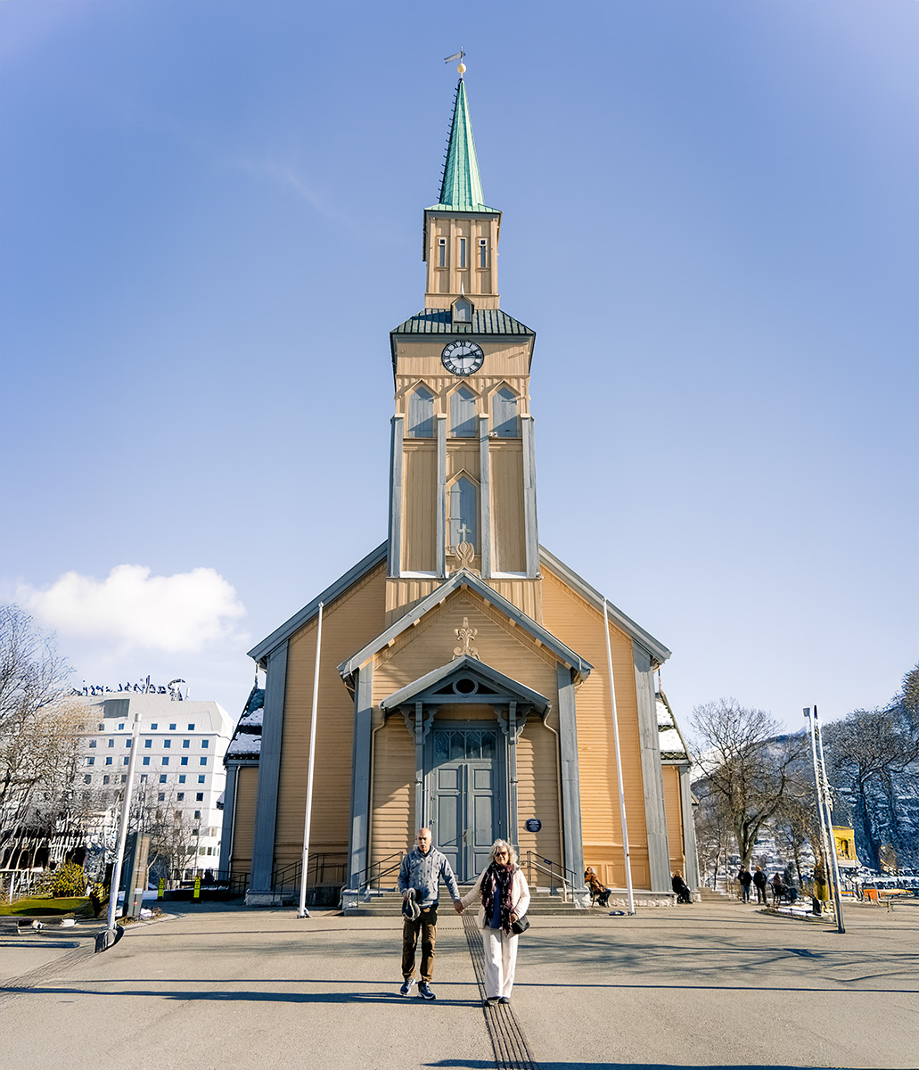 Guided city walk outside the Polar Museum in Tromsø — photo 1 of 5